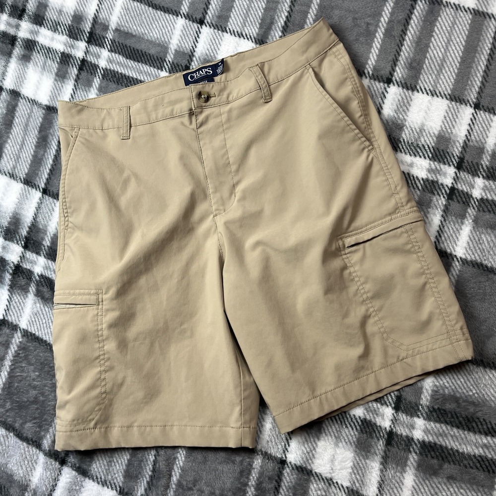 CHAPS Mens Zip Cargo Performance Shorts Size 34 Khaki Stretch Golf 9" Inseam